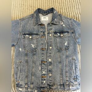 Zara Distressed Jean Jacket With Two Pockets Inside